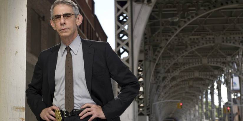Richard Belzer as John Munch under a bridge in Law & Order: SVU