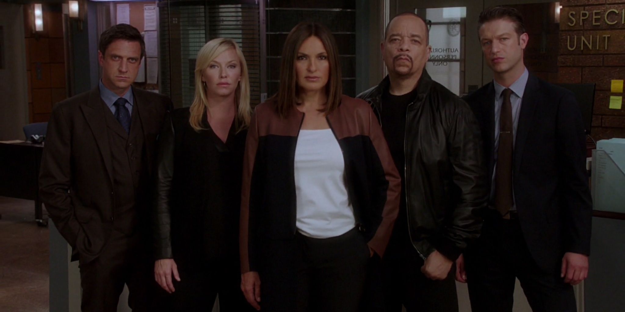 Law &amp; Order: Special Victims Unit cast season 13