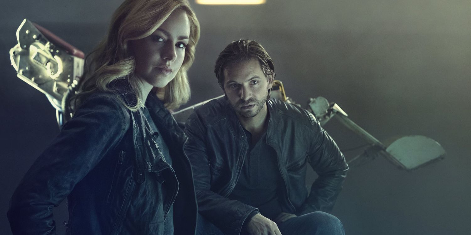 Amanda Schull and Arron Standford in 12 Monkeys