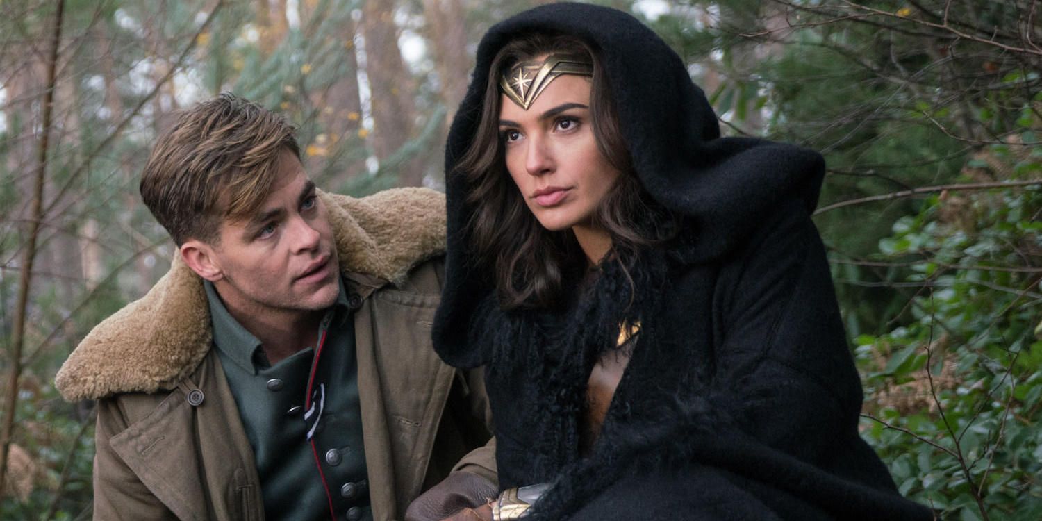 Chris Pine and Gal Gadot in Wonder Woman movie