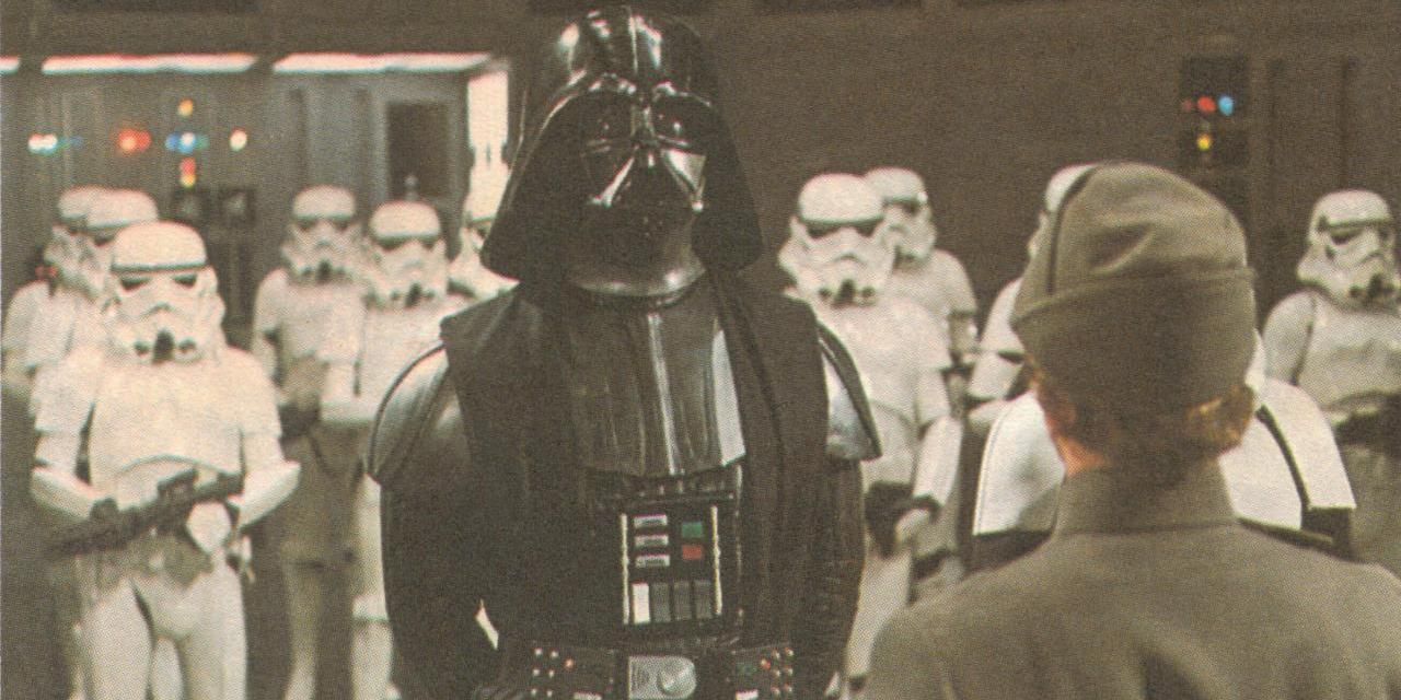 Darth Vader capeless in Star Wars