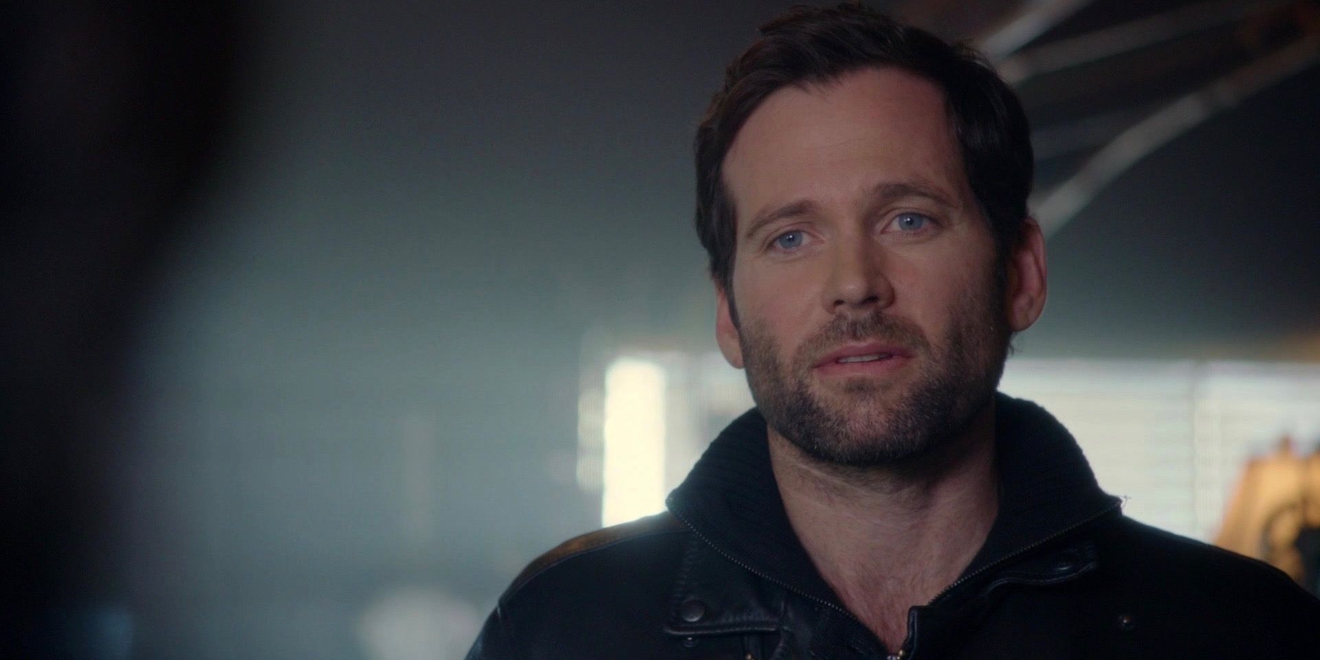 Eion Bailey looking serious in Once Upon a Time