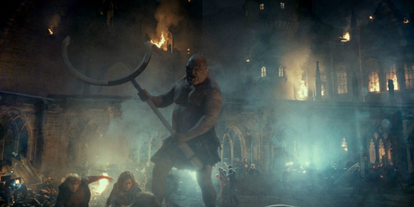 Giants fighting at the Battle of Hogwarts Harry Potter Deathly Hallows