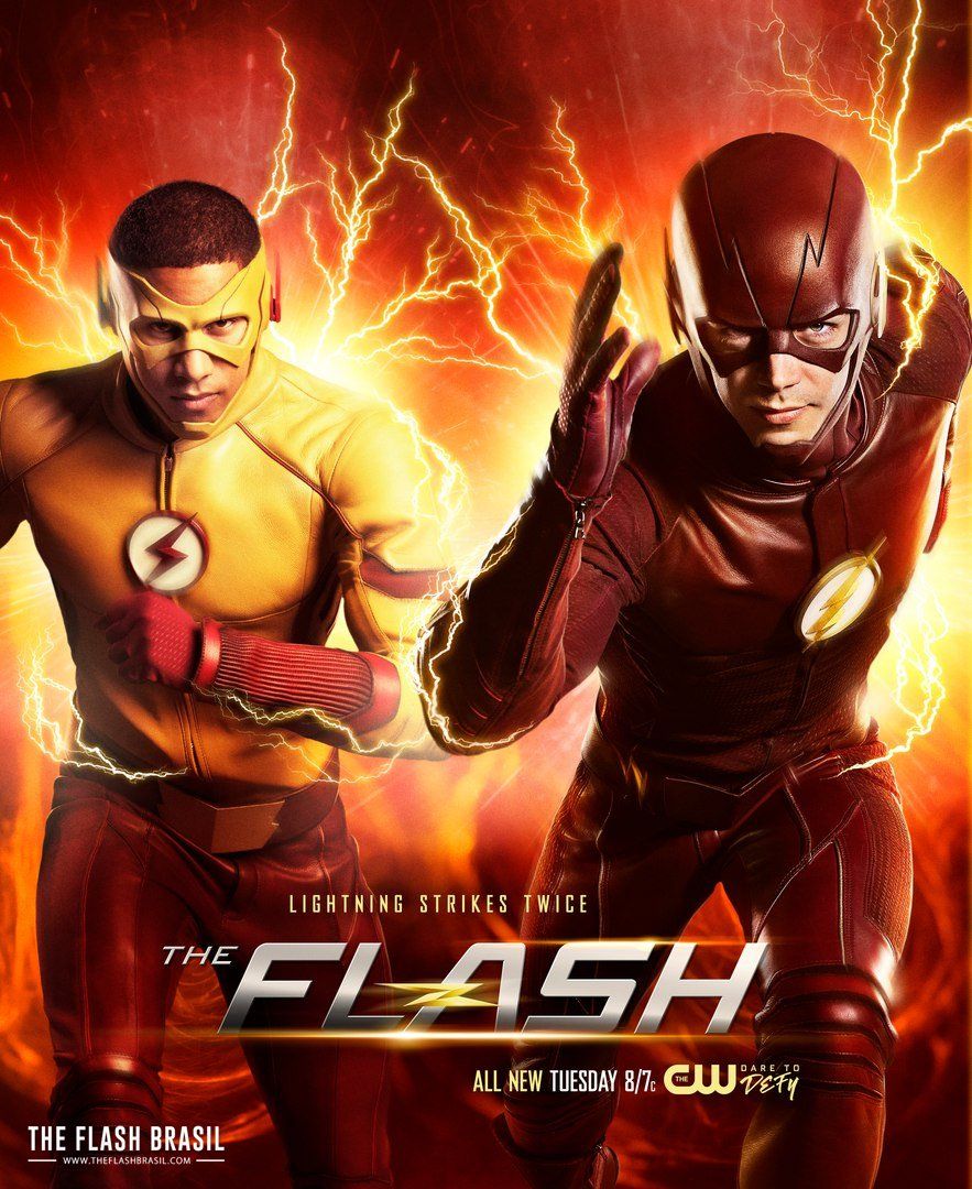 Keiynan Lonsdale and Grant Gustin in The Flash