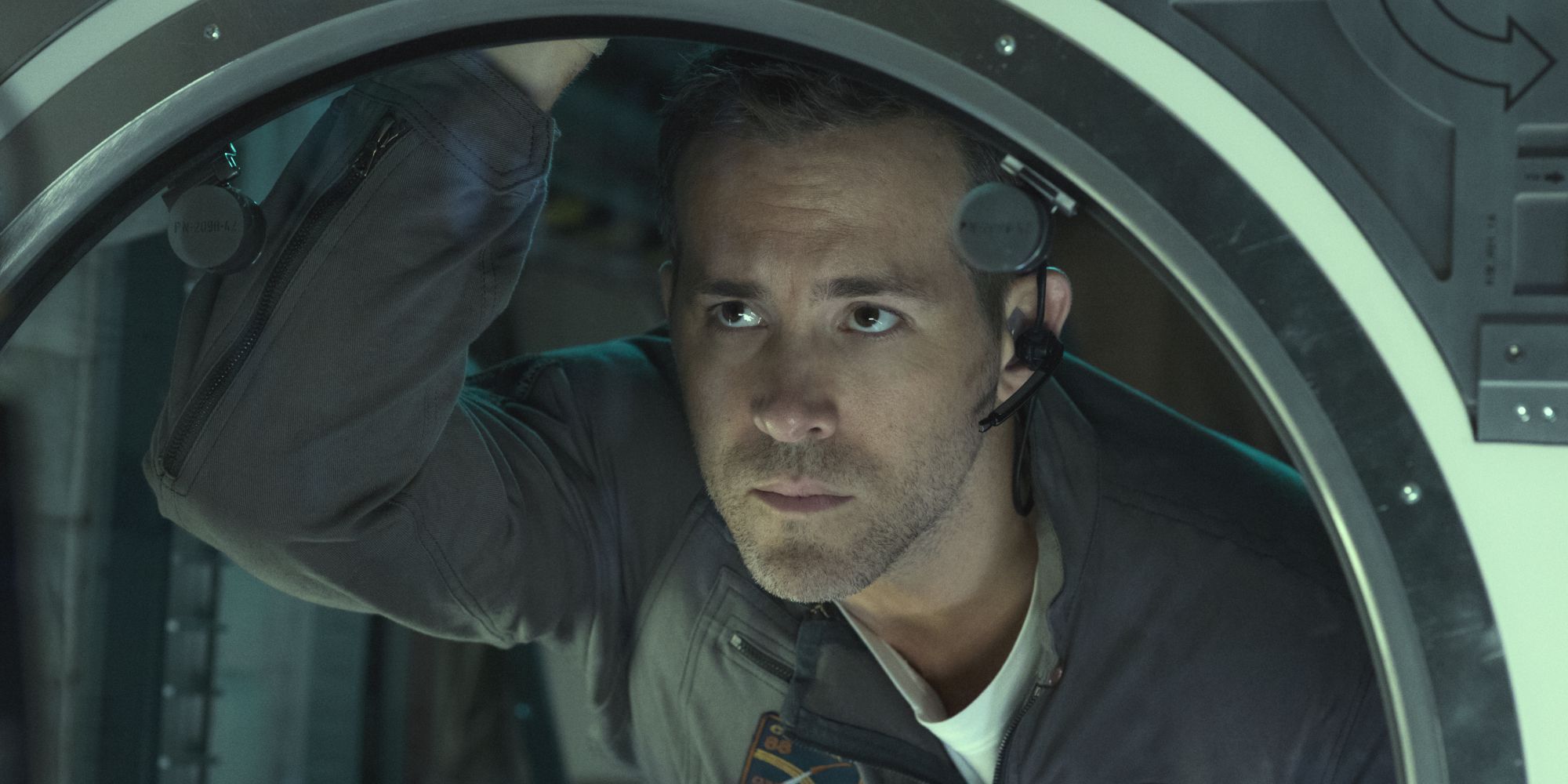 Ryan Reynolds Says Life Offers Glimpse Into Future