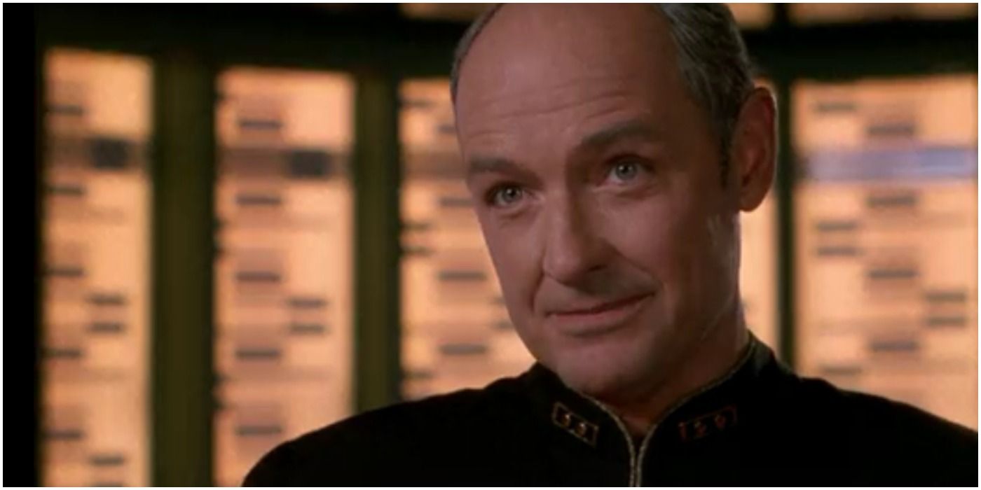 Terry O'Quinn as Admiral Pressman in Star Trek the Next Generation