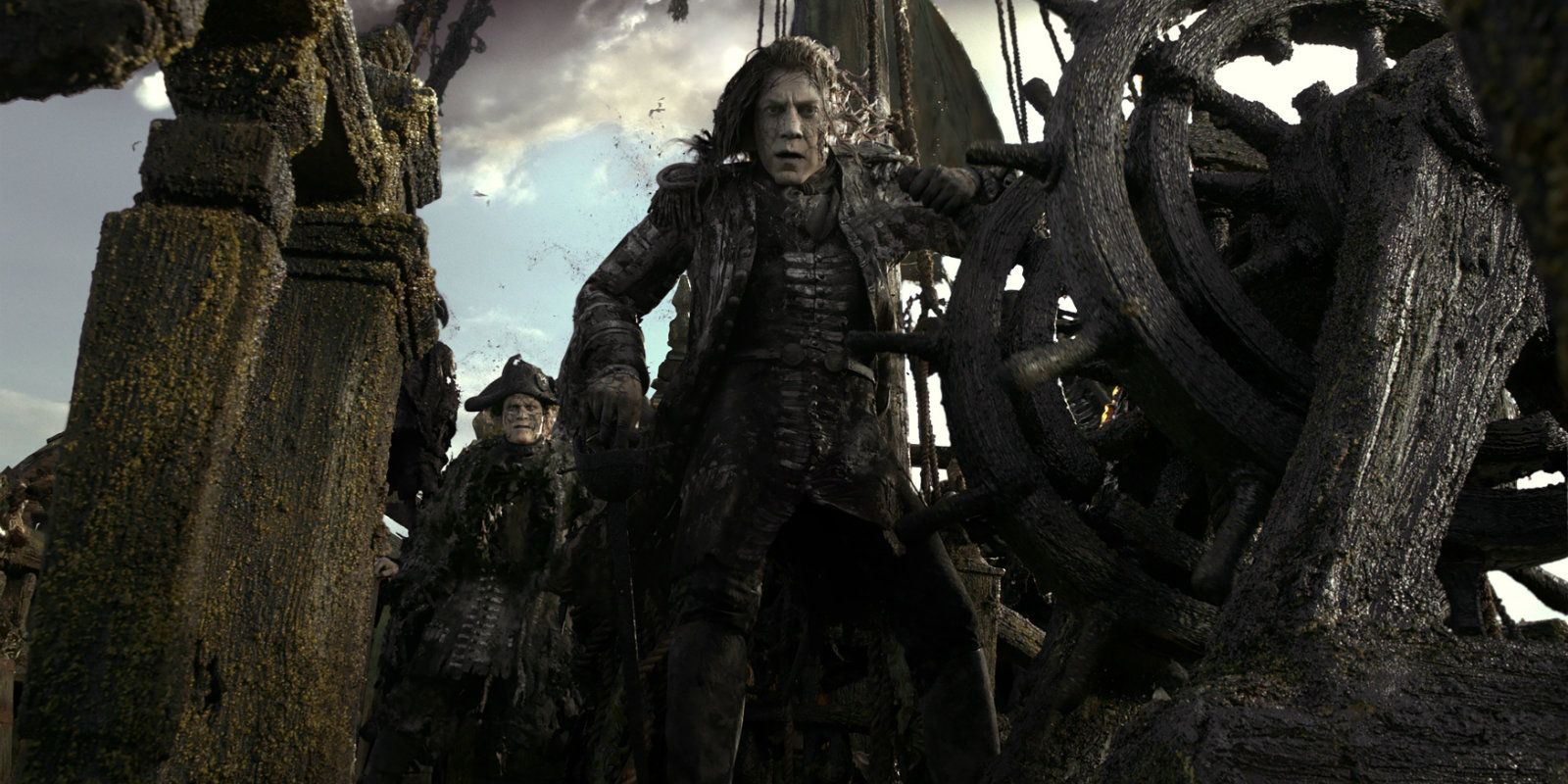 Pirates of the Caribbean: Dead Men Tell No Tales - Javier Bardem as Salazar