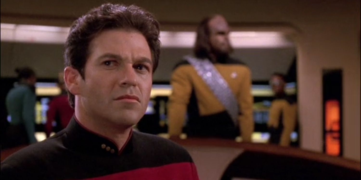 Keiran Macduff on the bridge in Star Trek: The Next Generation - Conundrum