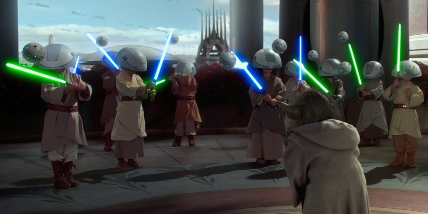 Yoda dá uma aula de treinamento de sabre de luz com os jovens do Conselho Jedi em Ataque dos Clones.