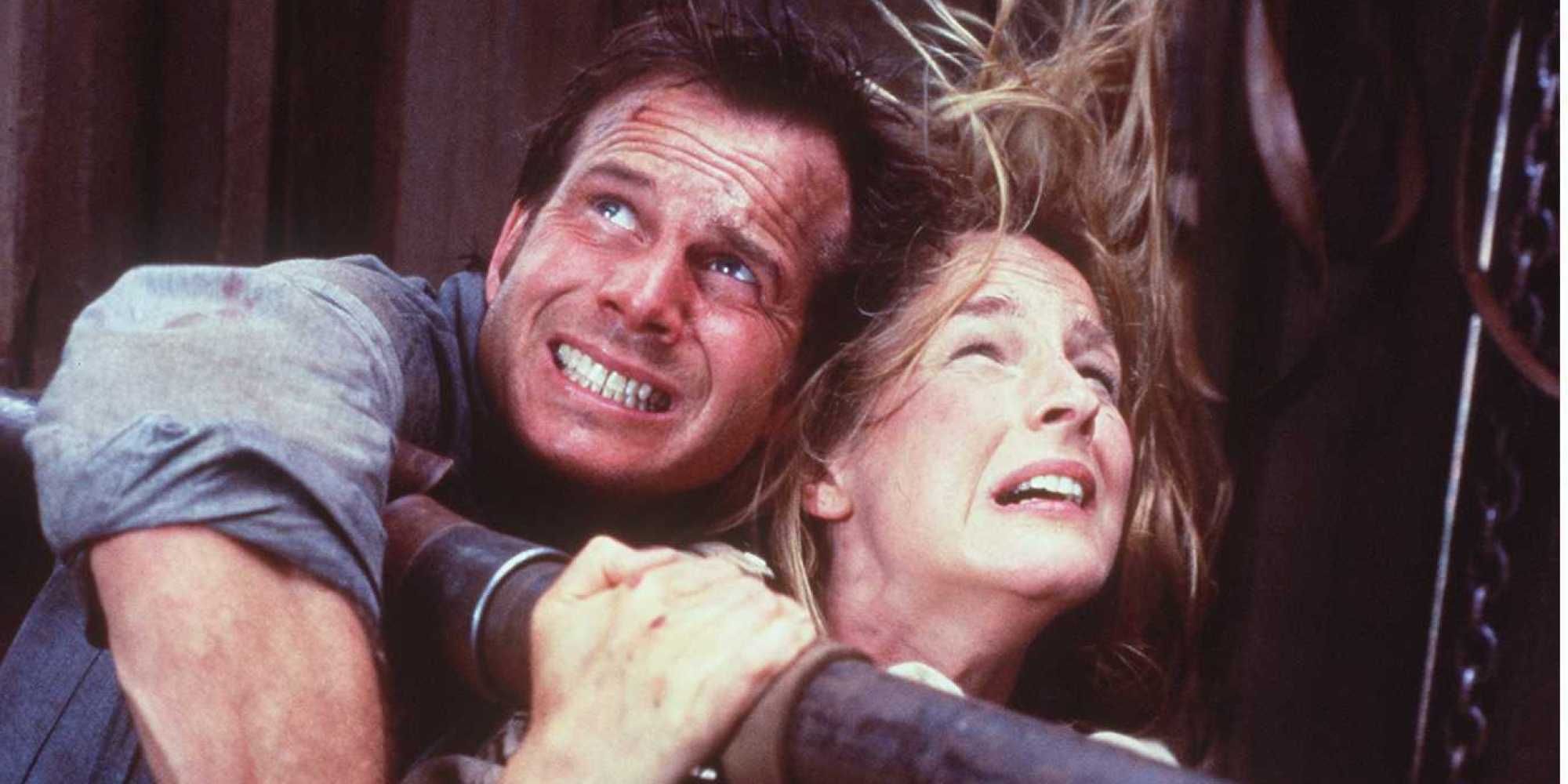 Bill Paxton and Helen Hunt in Twister