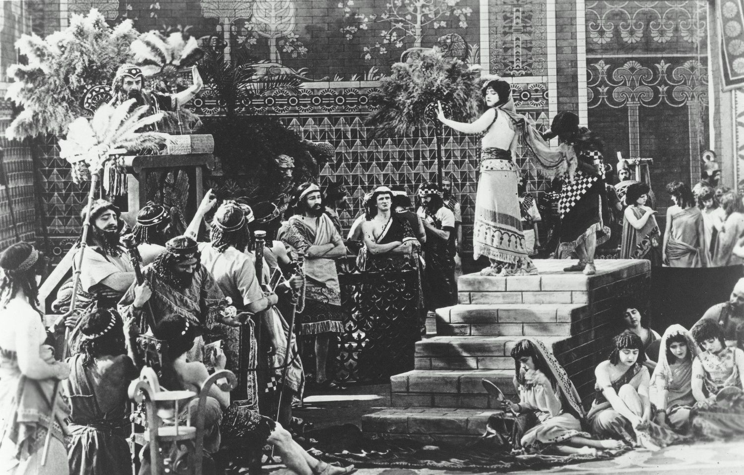 Scene from DW Griffith's Intolerance.