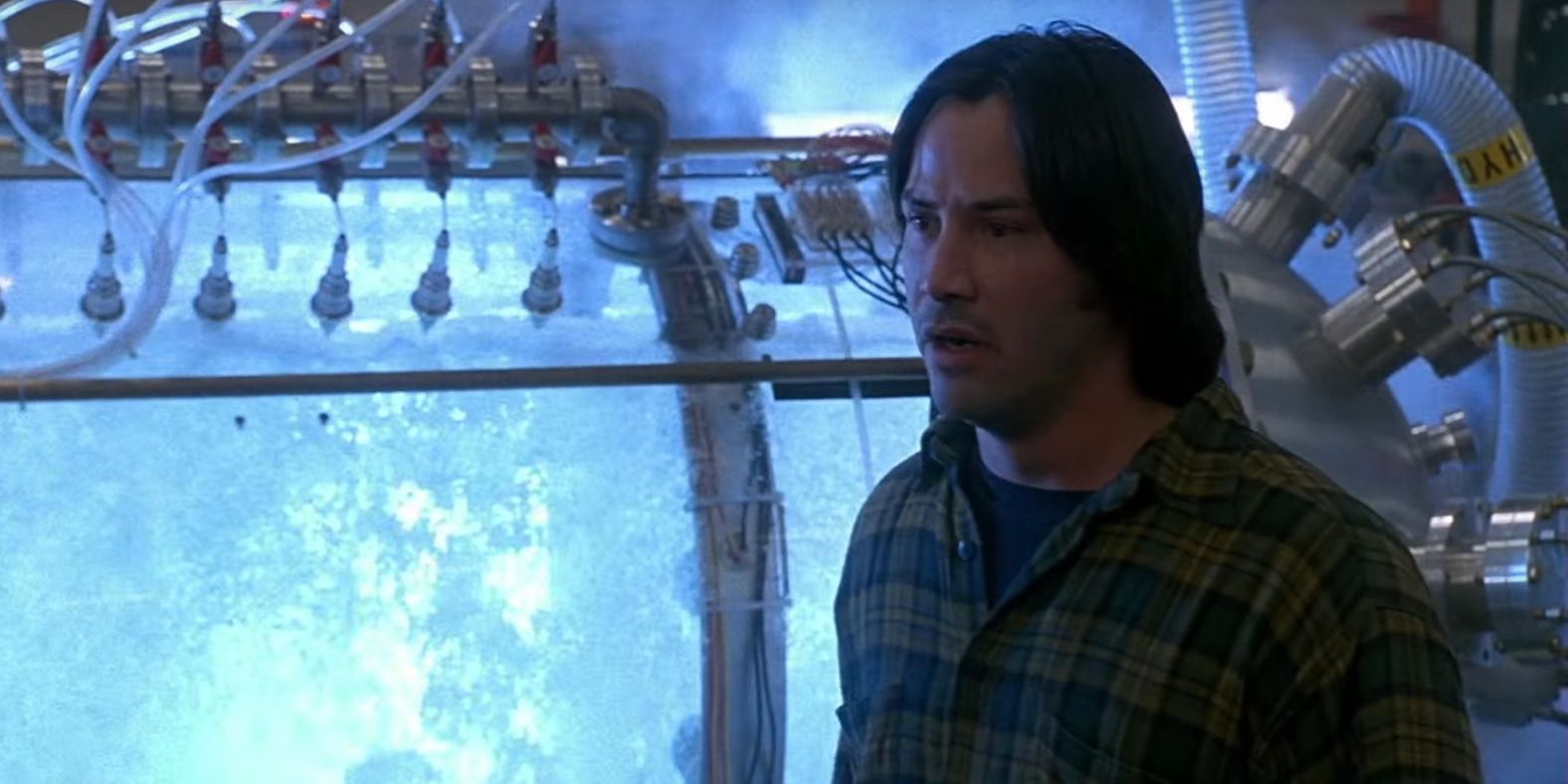 Keanu Reeves in Chain Reaction