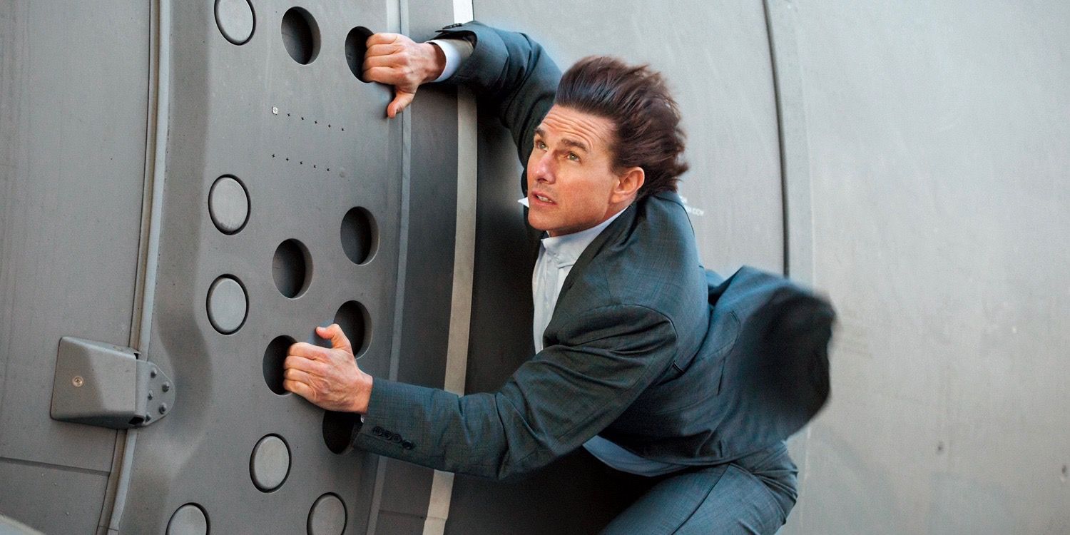 Tom Cruise in MI: Rogue Nation