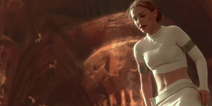 7 Star Wars Prequel Trilogy Goof-Ups That Prove Why Many Call It Hollywood's Dumbest Joke 14 Padme Amidala in Star Wars Attack of the Clones.jpg?q=50&fit=crop&w=740&h=370&dpr=1