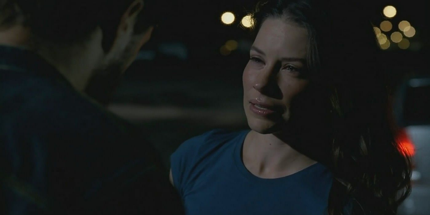 Evangeline Lily as Kate and Matthew Fox as Jack in Lost