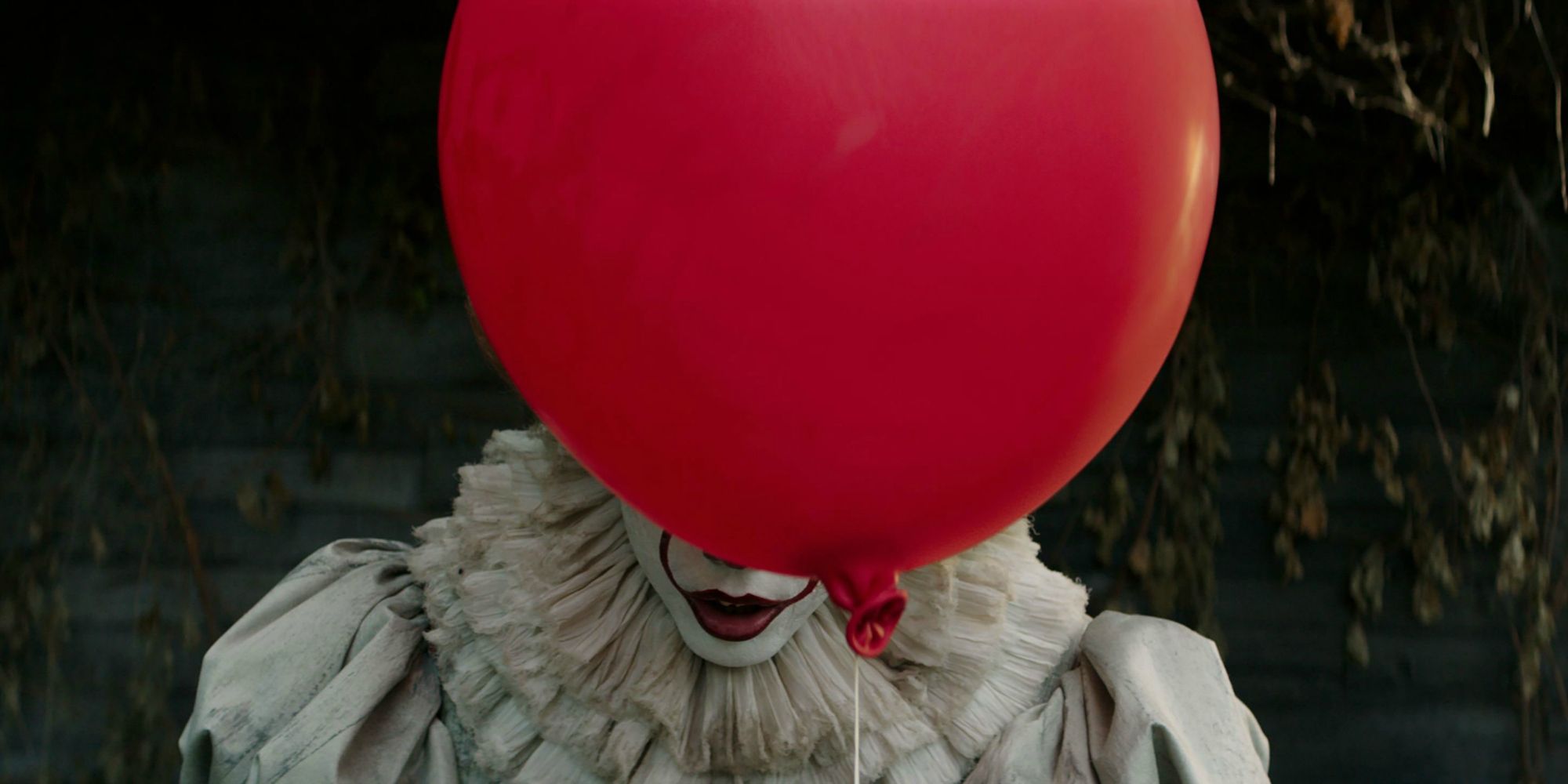 IT 2017 Pennywise Balloon Image
