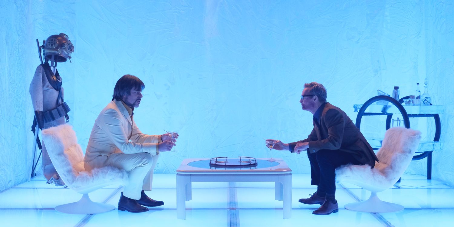 Jemaine Clement as Oliver and Bill Irwin as Cary in Legion Chapter 7