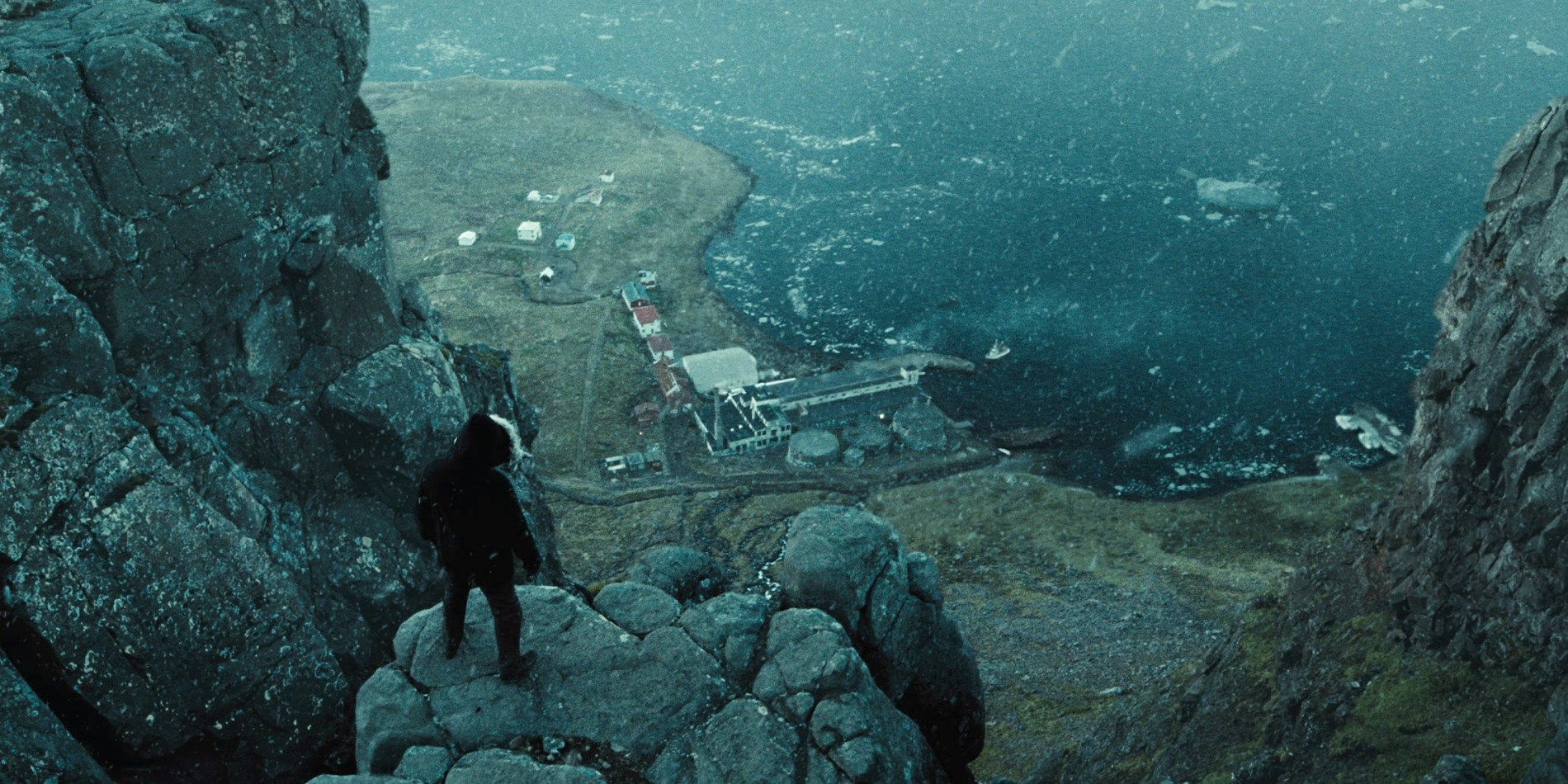 Justice League Trailer Bruce Iceland Village