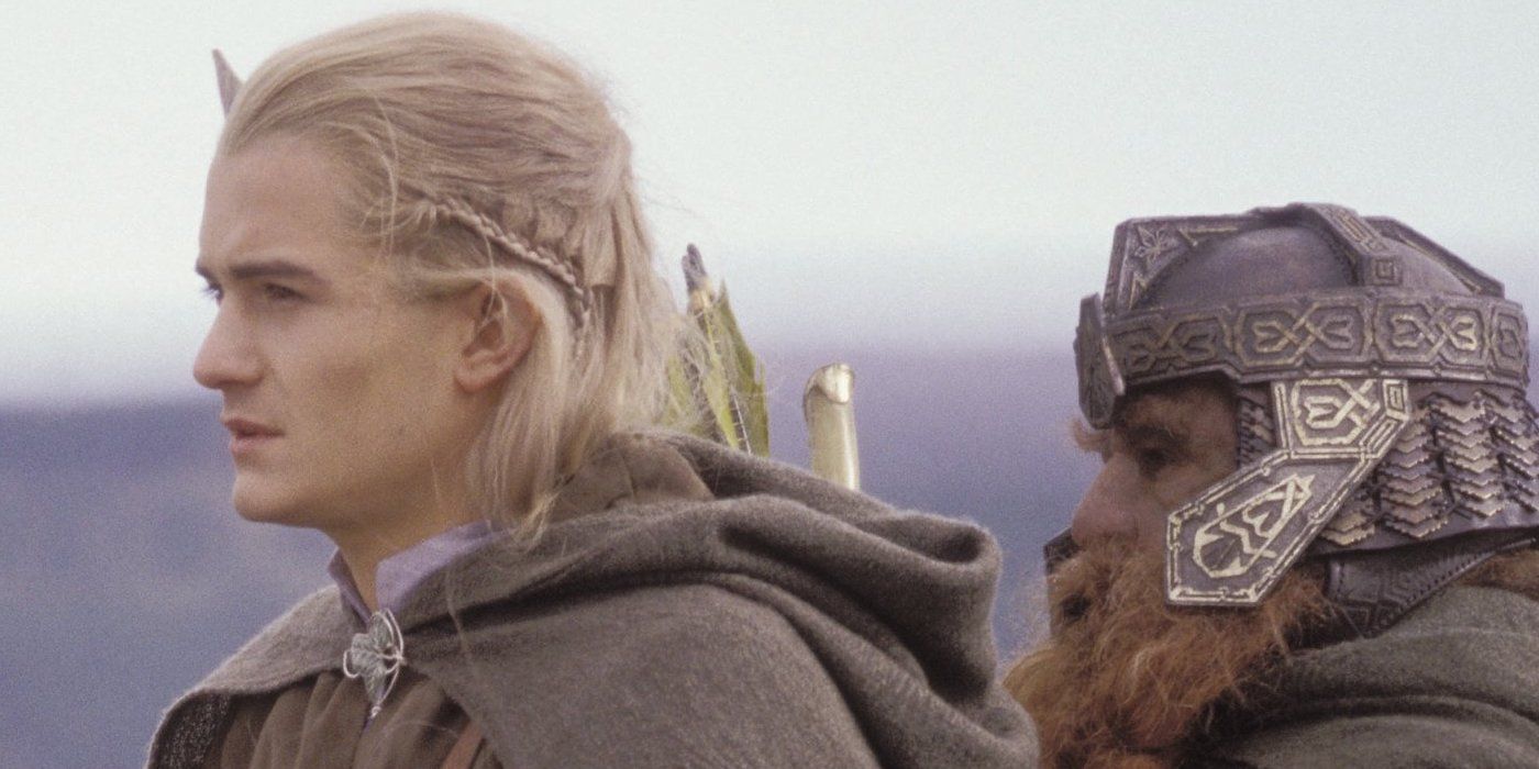 Legolas e Gimli olhando para a planície em O Senhor dos Anéis