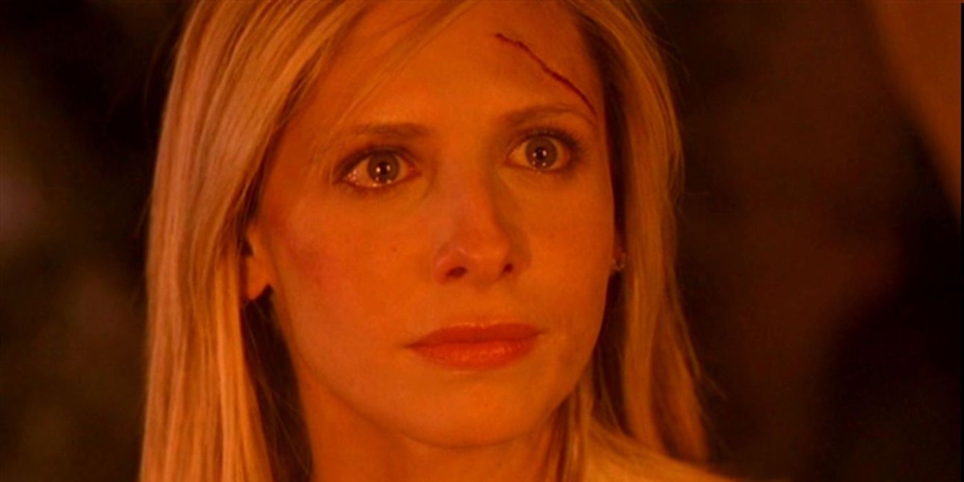 Sarah Michelle Gellar as Buffy the Vampire Slayer Chosen