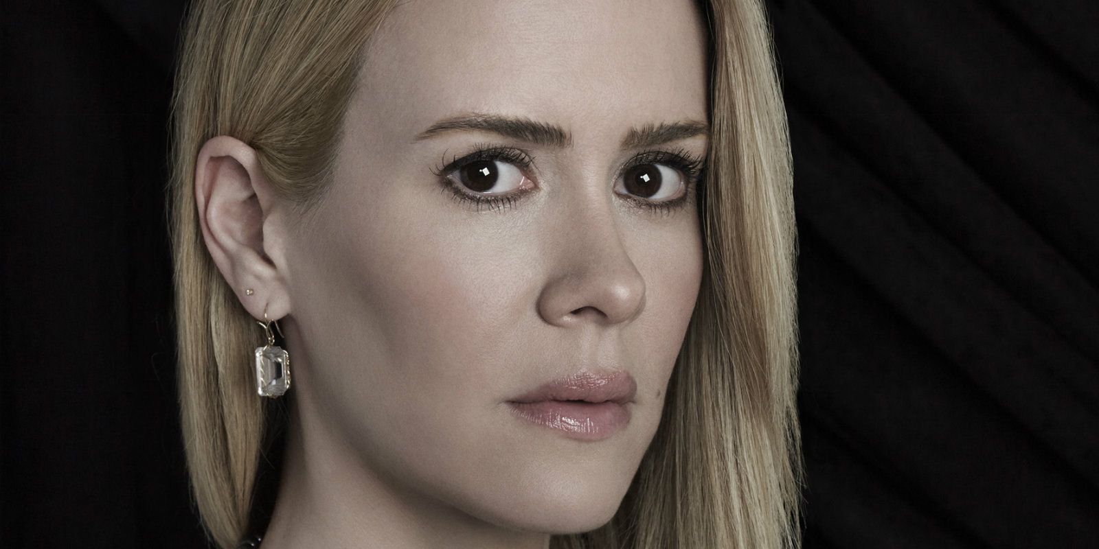 Promotional image for AHS Coven featuring Sarah Paulson as Cordelia Foxx