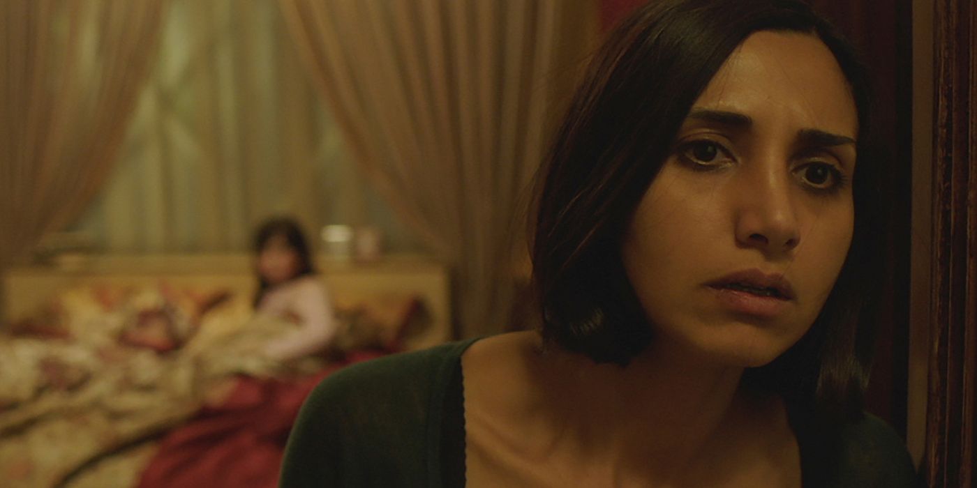 The main characters look concerned in Under the Shadow