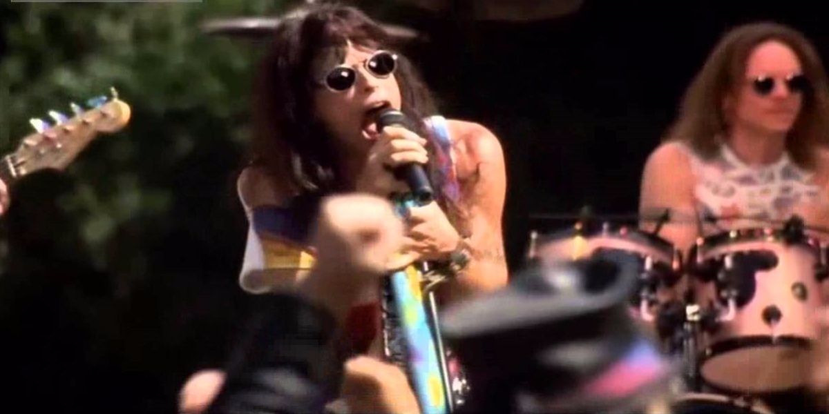 Aerosmith performing live in Wayne's World 2