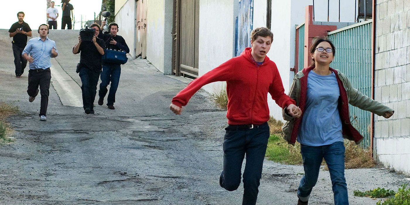 Michael Cera running away from press in Paper Heart