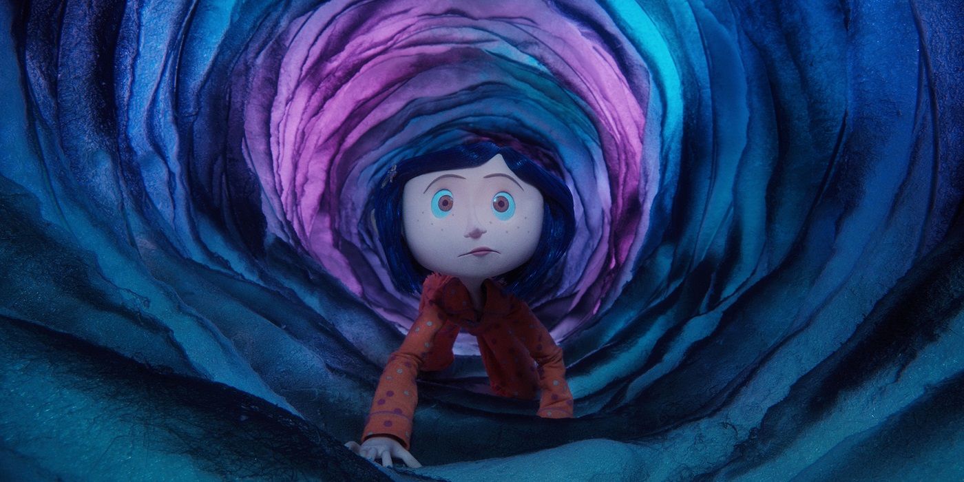 Coraline in a tunnel