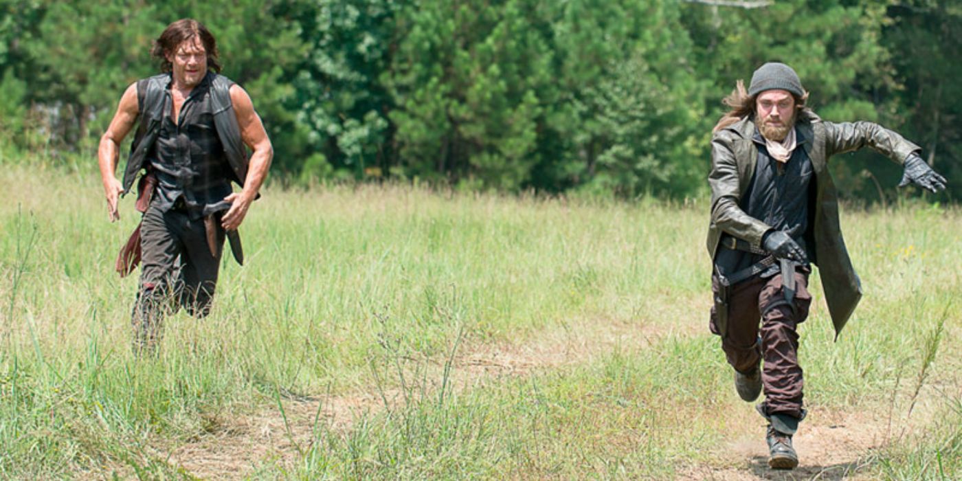 Daryl chasing Jesus in The Walking Dead