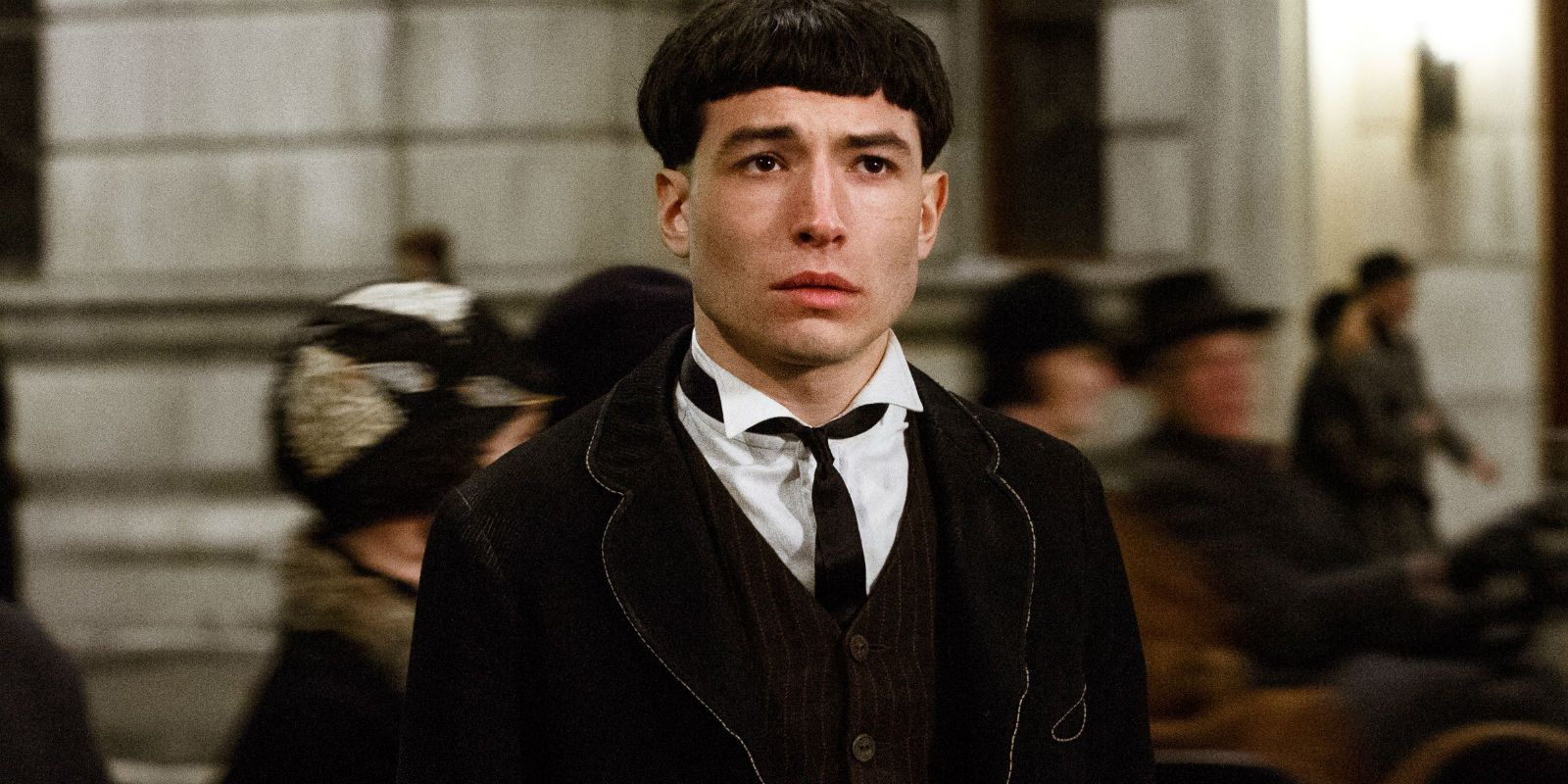 Ezra Miller in Fantastic Beasts and Where to Find Them