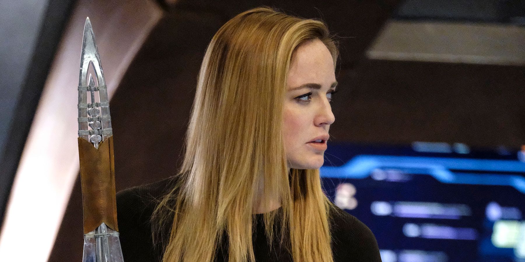 Sara Lance holds a spear in Legends of Tomorrow