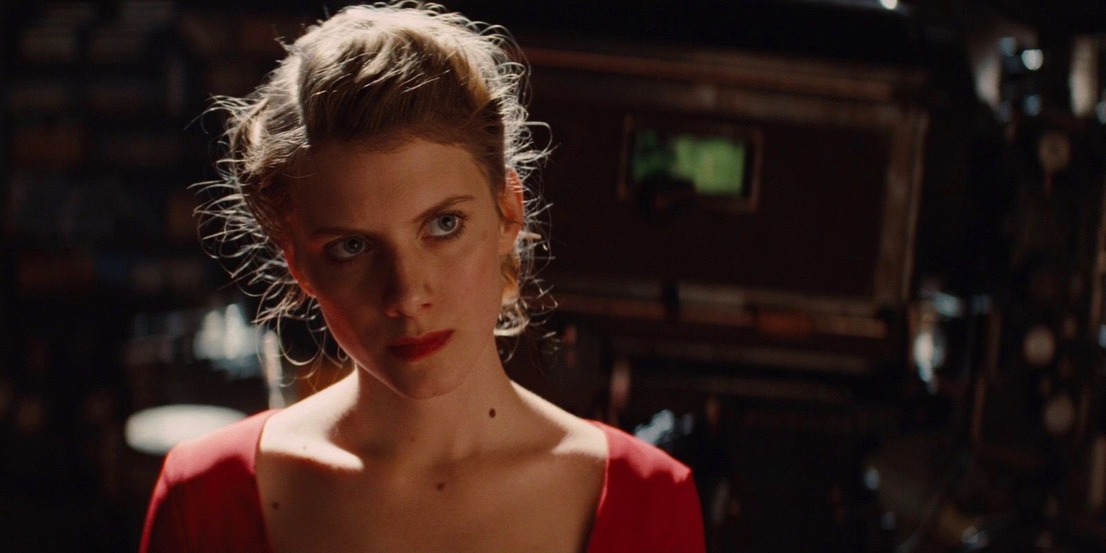 Shosanna tries to get Zoller to leave the control room in Inglorious Basterds