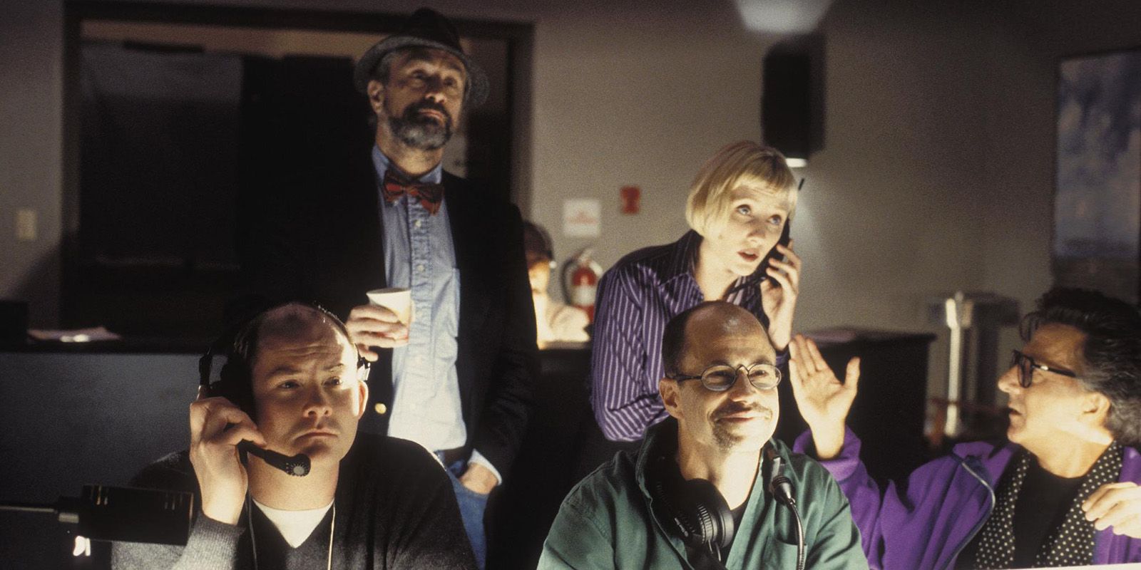 Robert De Niro, Anne Heche, and Dustin Hoffman in Wag The Dog