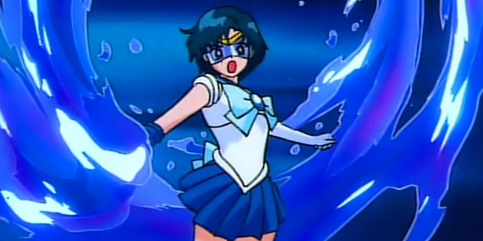 Sailor Mercury Using Shine Aqua Illusion