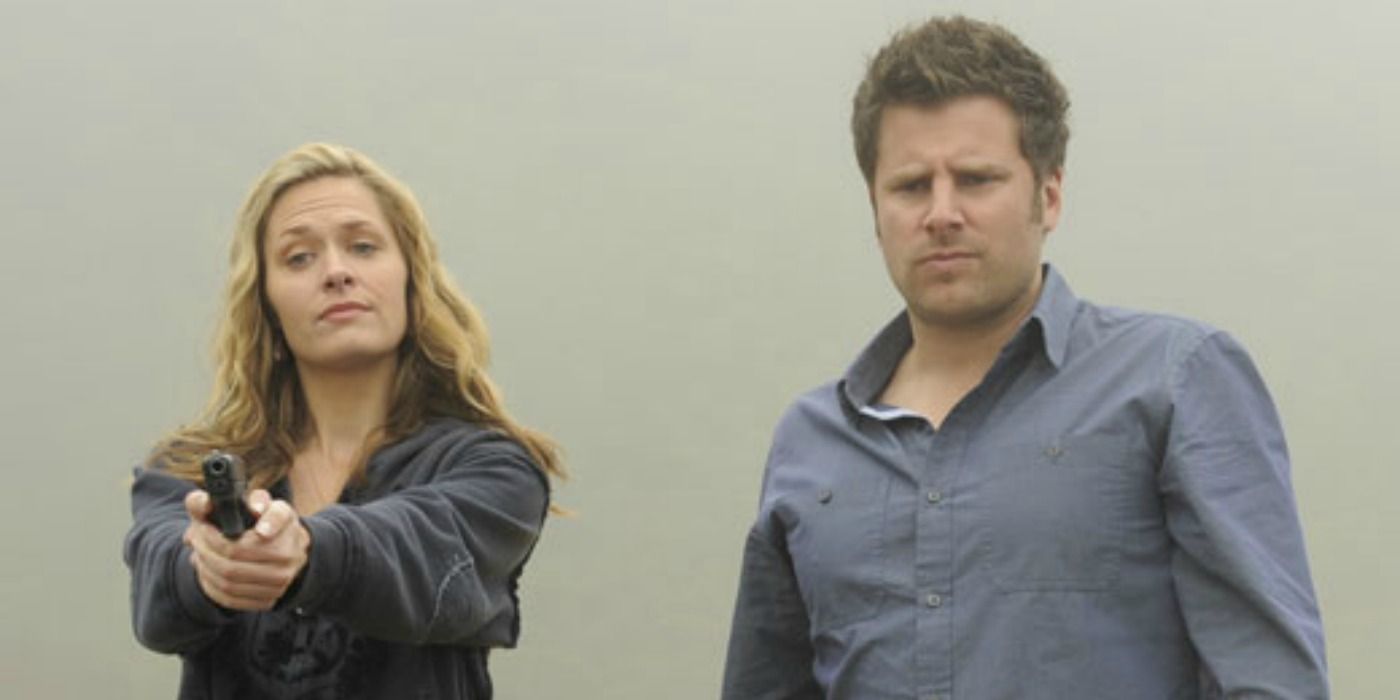 Shawn Spencer and Juliet O'Hara pointing a gun in Psych.