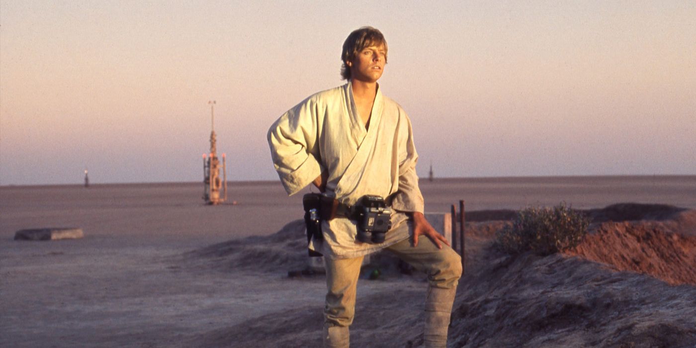 Star Wars A New Hope Luke Skywalker watching the suns set