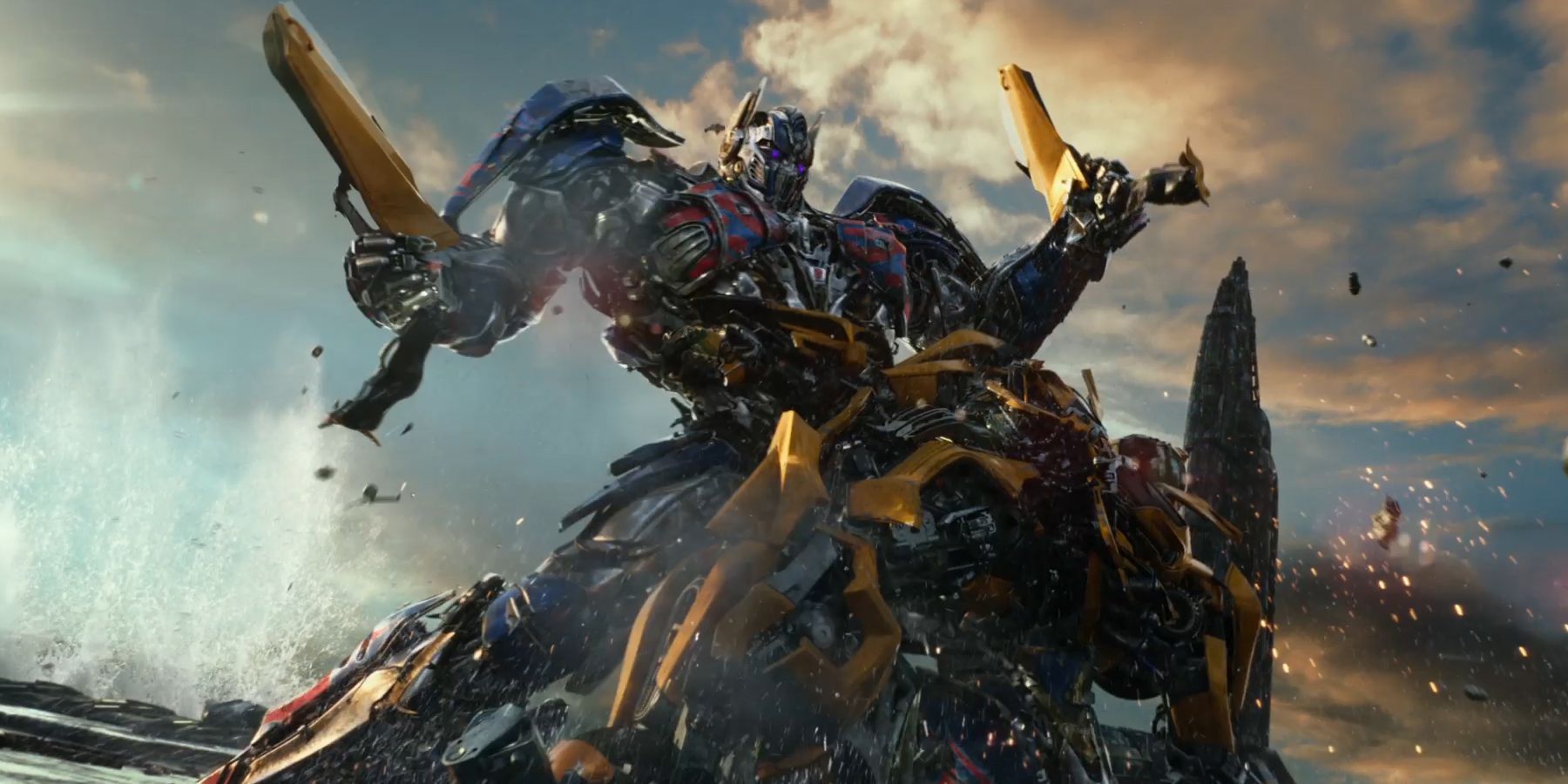 Transformers The Last Knight - Optimus-Bumblebee fight