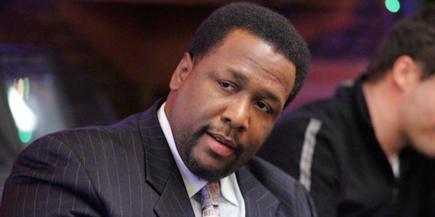 Bunk Moreland (Wendell Pierce) giving someone a side-eyed look in The Wire.