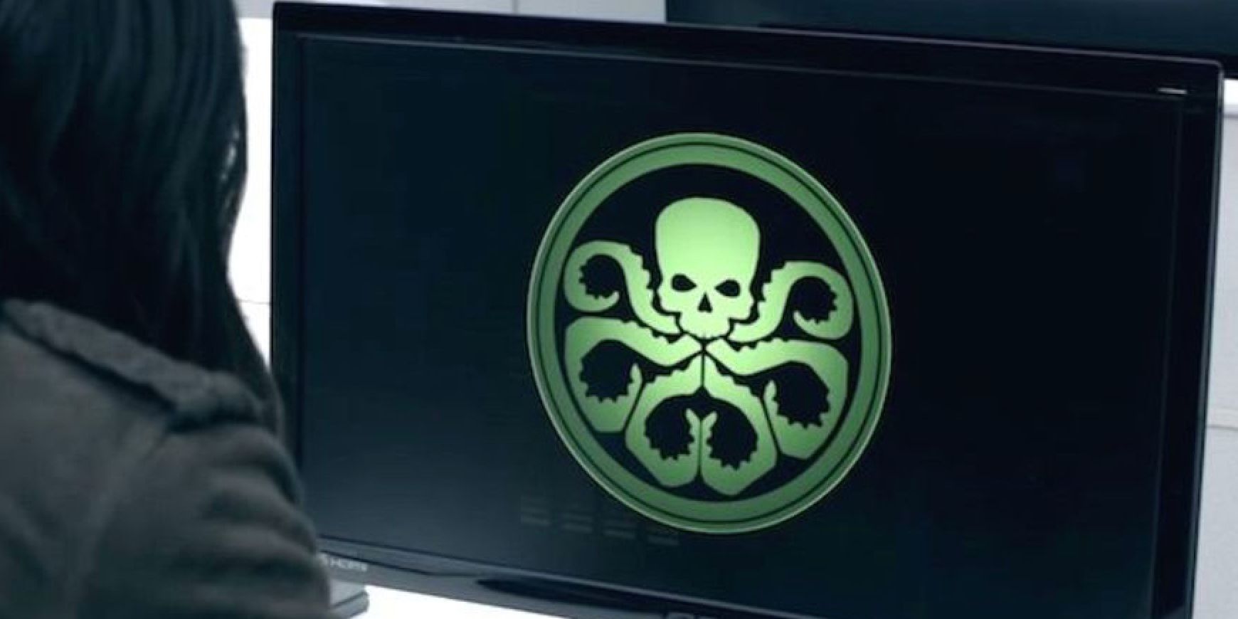 Daisy At A Hydra Computer In Agents of SHIELD Season 4