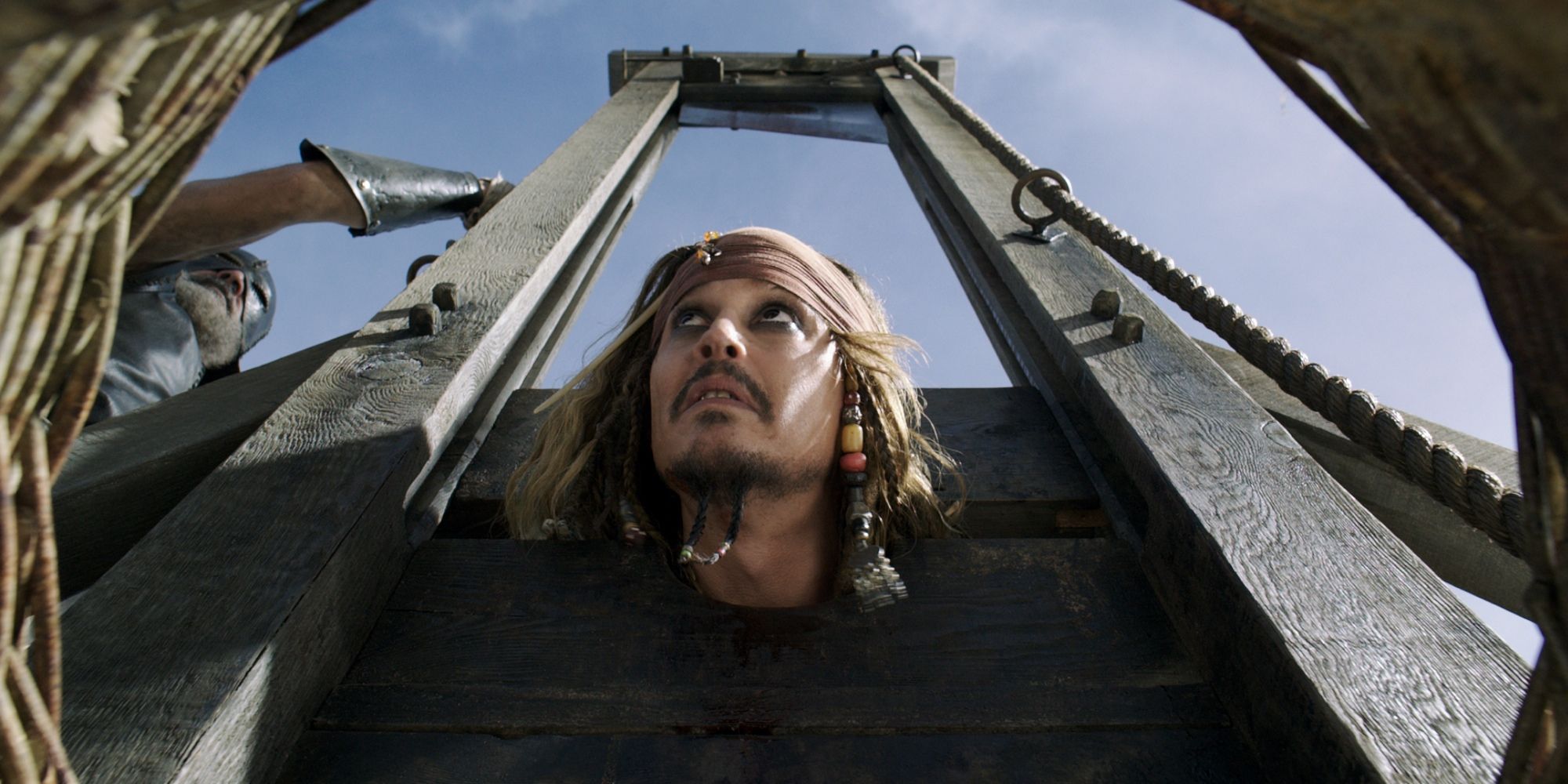 Pirates of Caribbean Dead Men Tell No Tales Jack Sparrow Guillotine