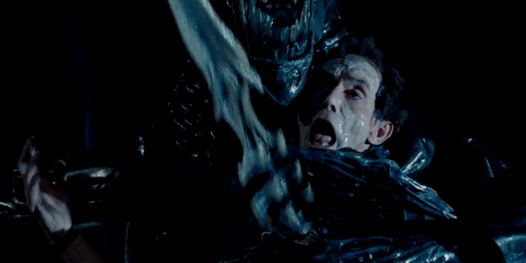 The Queen spearing Bishop through the chest with her tail in Aliens