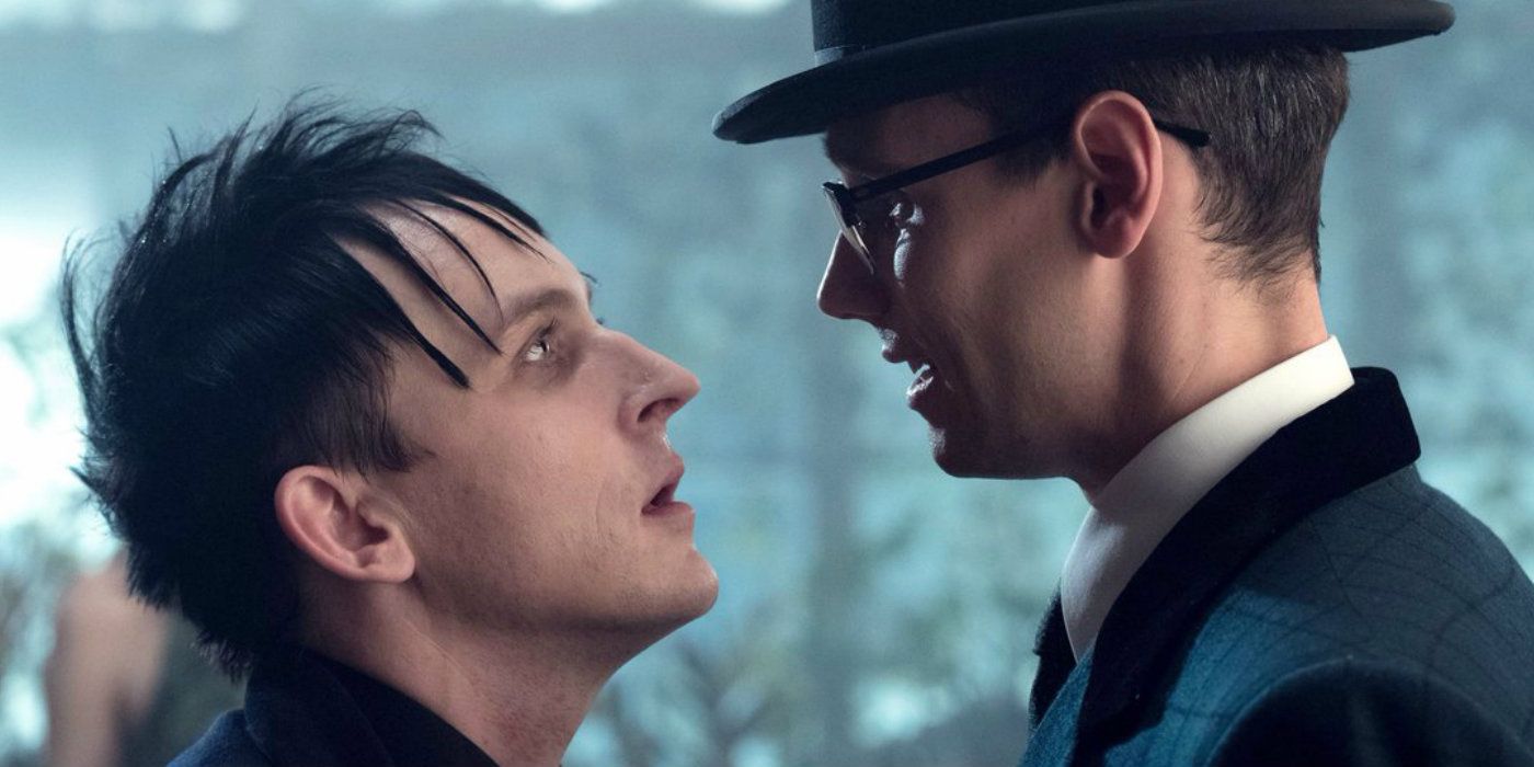 Robin Lord Taylor and Cory Michael Smith in Gotham