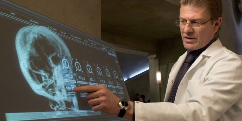 Sean Bean as Scientist pointing at a screen in The Island