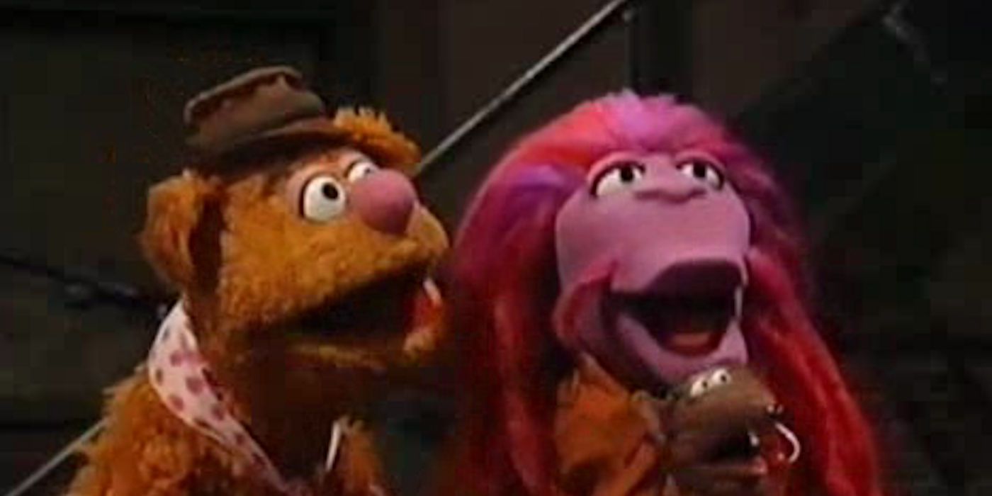 Three muppets look on in Muppets Tonight 