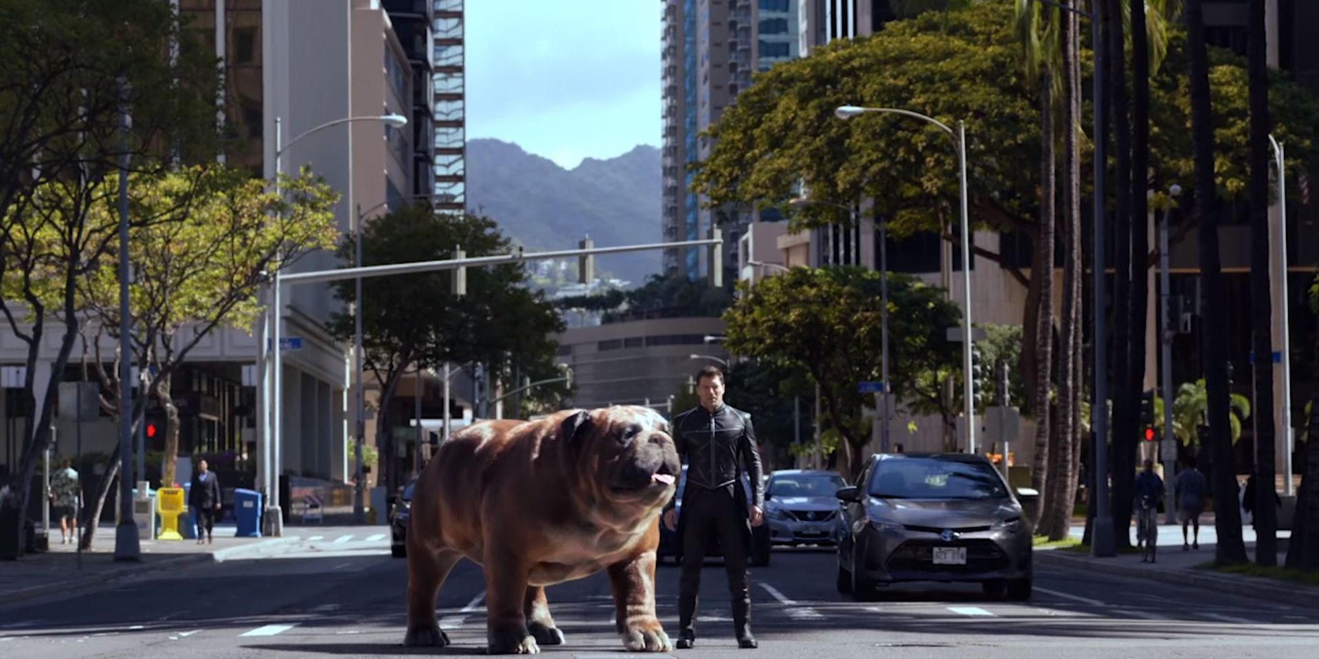Lockjaw stands in the middle of the street after teleporting with Black Bolt in Inhumans