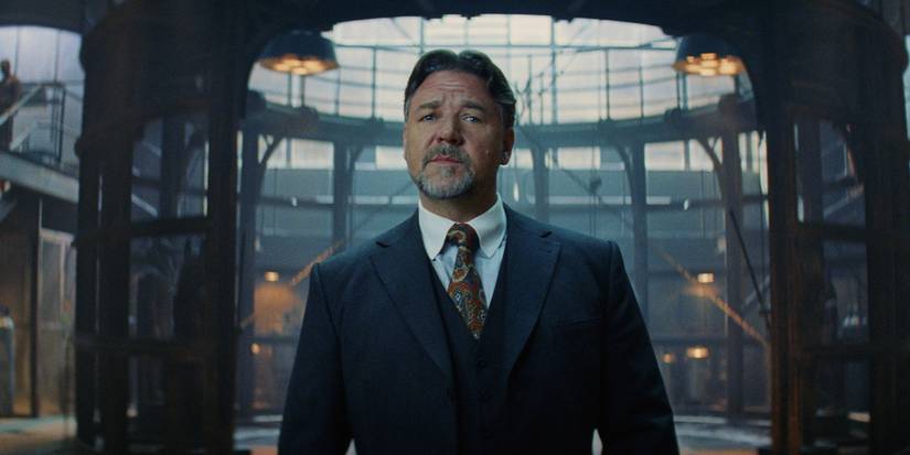 Russell Crowe as Dr. Jekell in The Mummy.