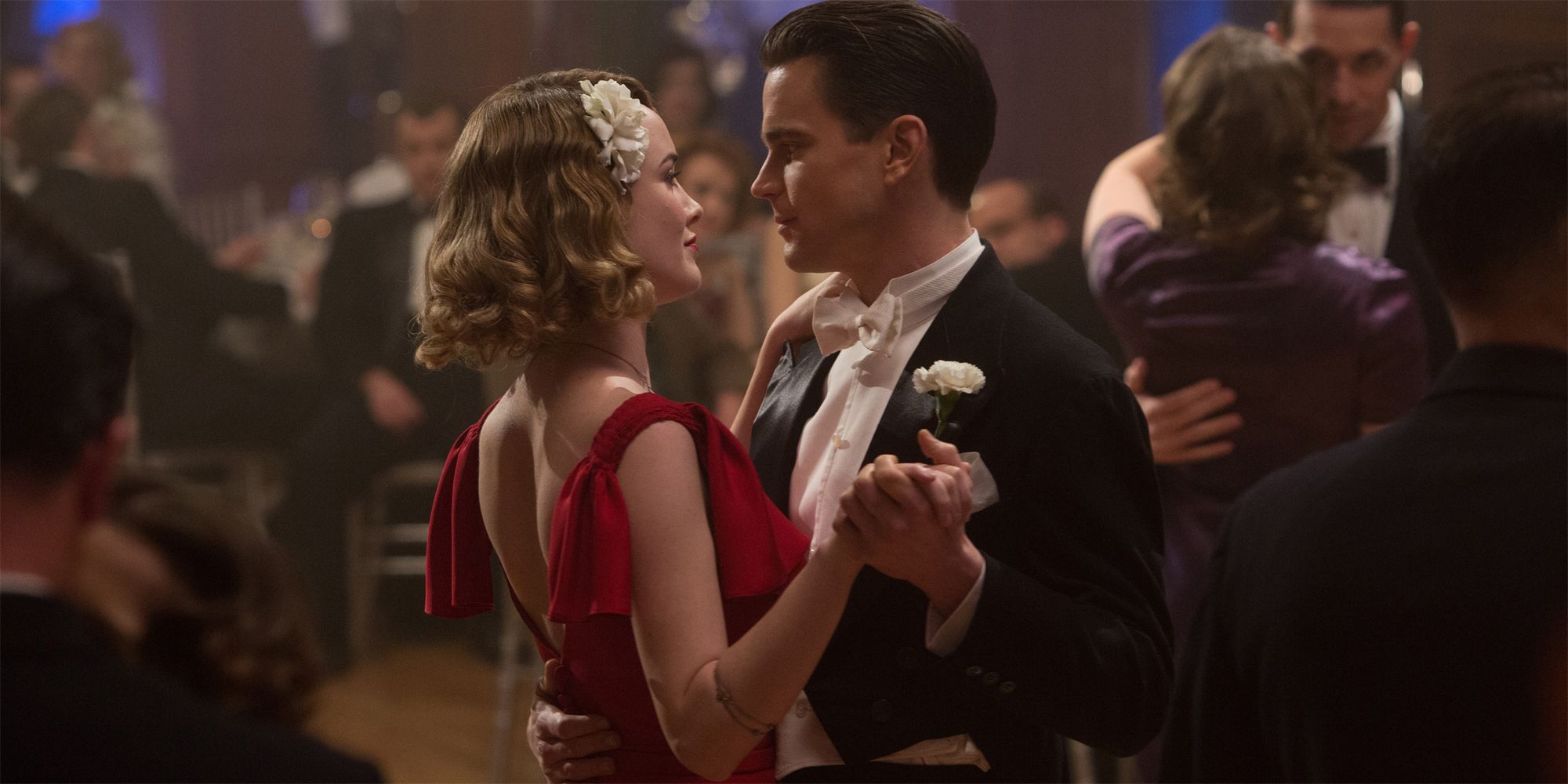 Matt Bomer and Dominique McElligott in The Last Tycoon