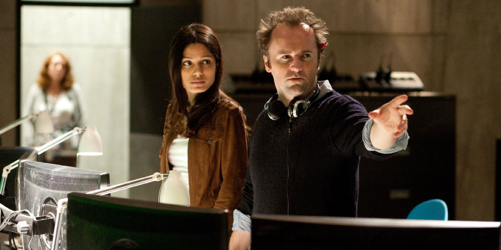 Rupert Wyatt directs Freida Pinto in Rise of the Planet of the Apes