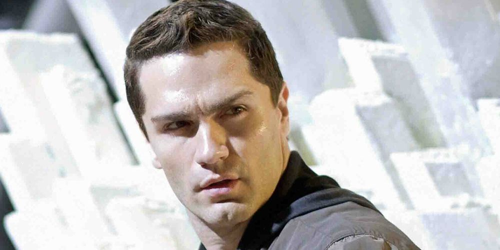 Why Sam Witwer Left Smallville After Season 8